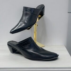 NEW Arturo Chiang Tyler Texas Mules in Black Leather Size 6.5
